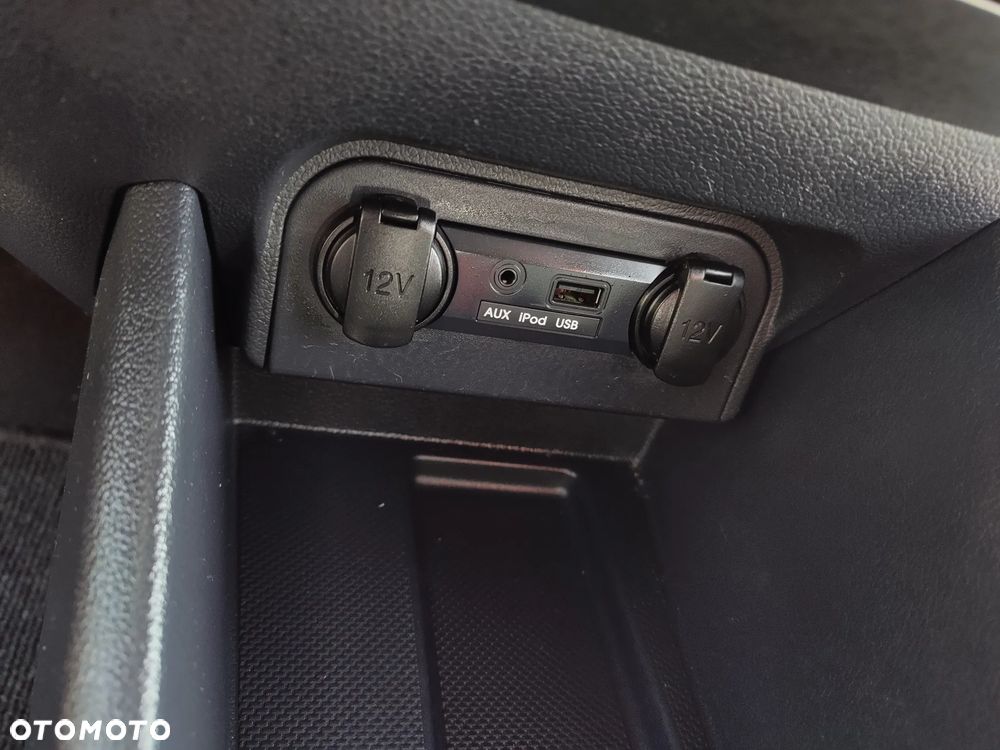 Kia Rio 1.2 Dream Team Edition - 28