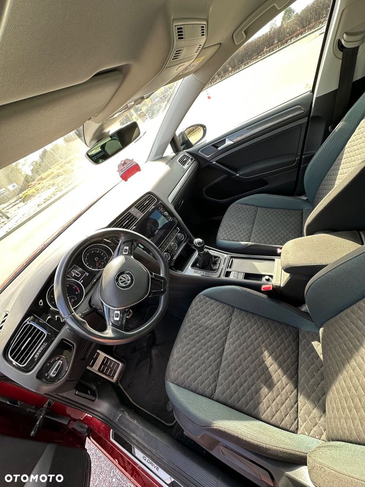 Volkswagen Golf VII 1.0 TSI IQ Drive - 16