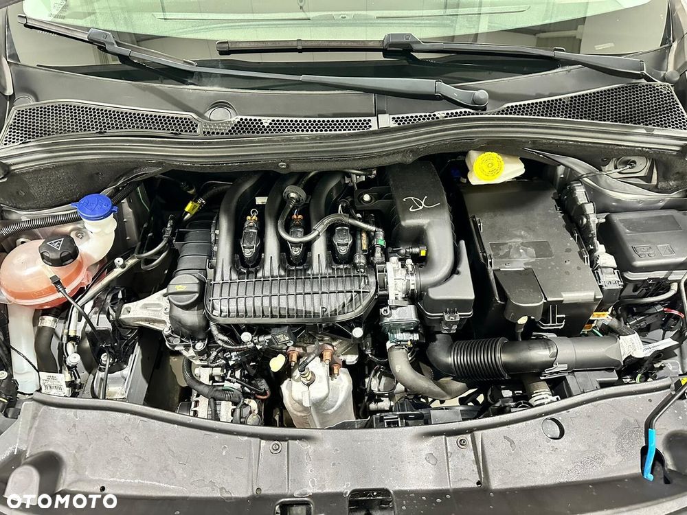 Peugeot 2008 - 23