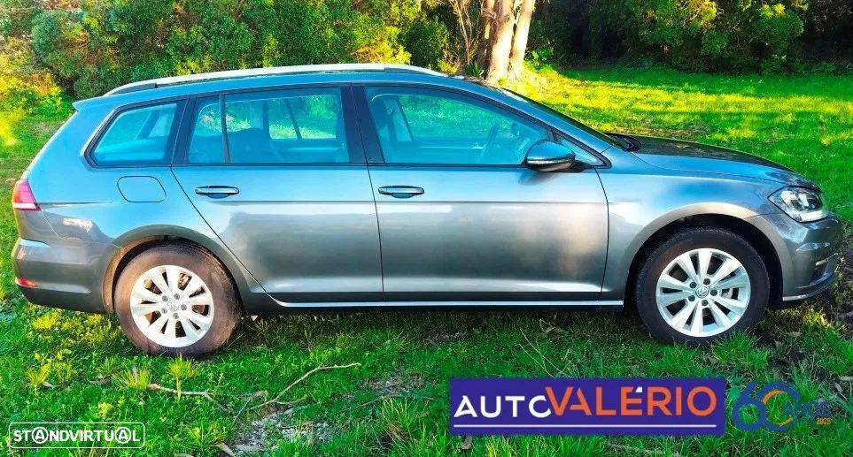VW Golf Variant 1.6 TDi Confortline DSG - 6