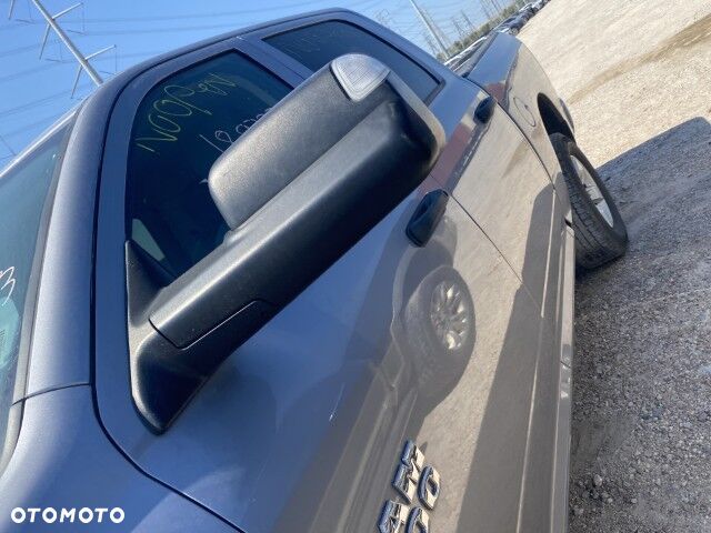 RAM 1500 5.7 Quad Cab Laramie - 22