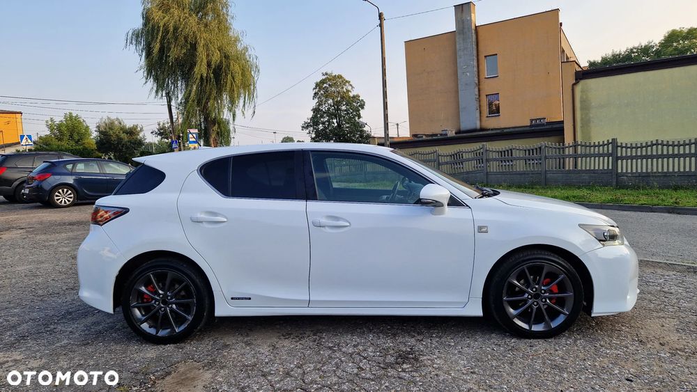 Lexus CT 200h F Sport - 3