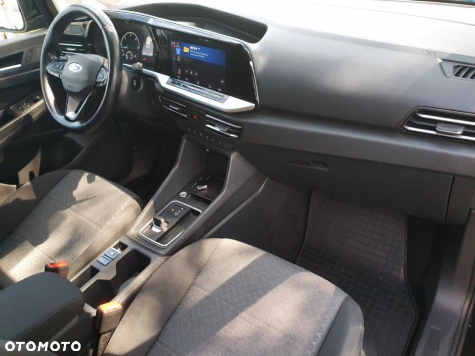 Ford Tourneo Connect - 11