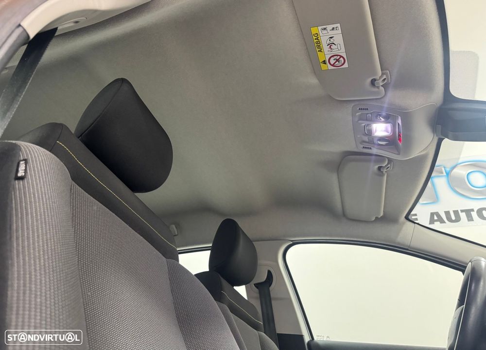 Citroën C3 1.2 PureTech Shine - 47