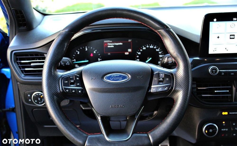Ford Focus - 23