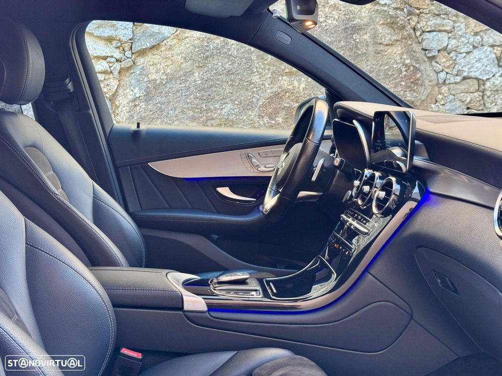 Mercedes-Benz GLC 300 de Coupe 4Matic 9G-TRONIC AMG Line Plus - 22