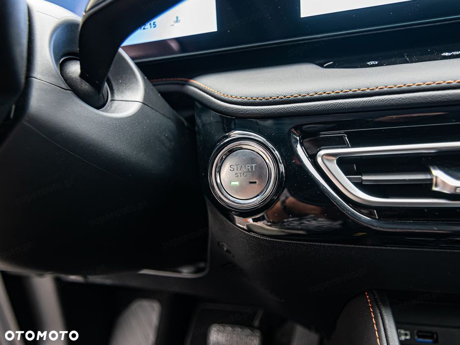 MG HS 1.5T HEV+ Exclusive - 12