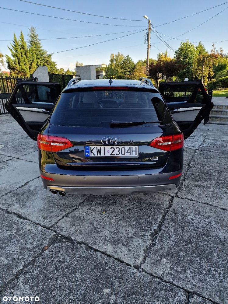 Audi A4 Allroad - 11