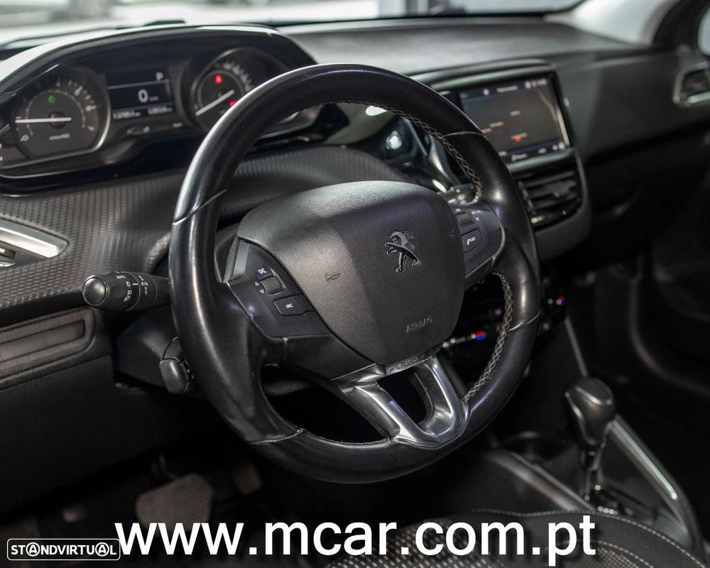 Peugeot 208 - 7