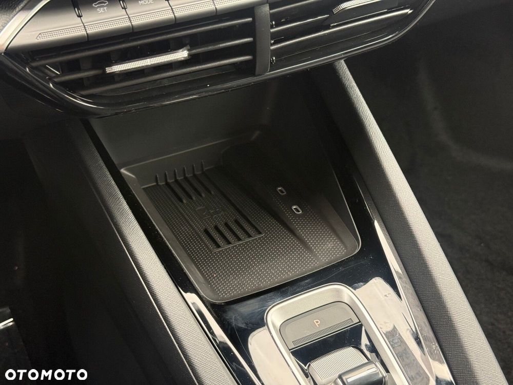Skoda Octavia 1.5 TSI mHEV Sportline DSG - 24