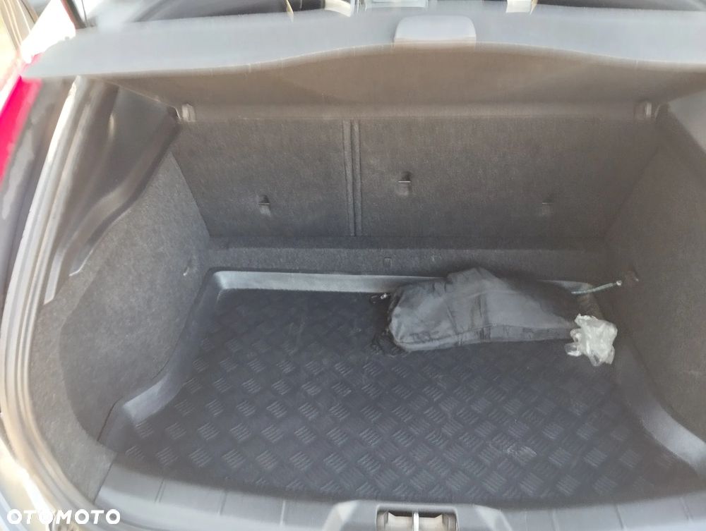 Volvo V40 D4 Drive-E R-Design Kinetic - 7