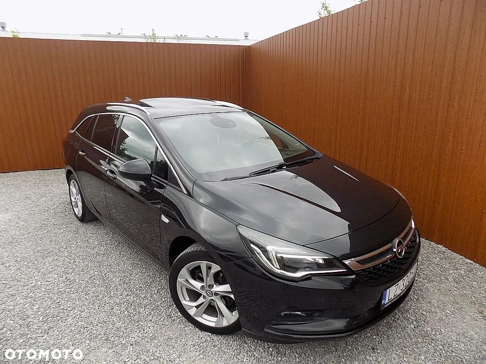 Opel Astra 1.4 Turbo Sports Tourer Innovation - 1