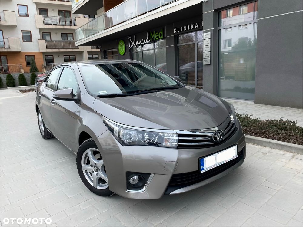 Toyota Corolla 1.6 Premium - 21