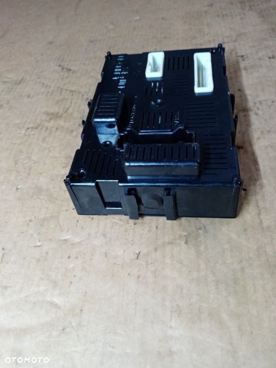 Moduł sterownik BCM Nissan Note E11 284B29U00A - 3