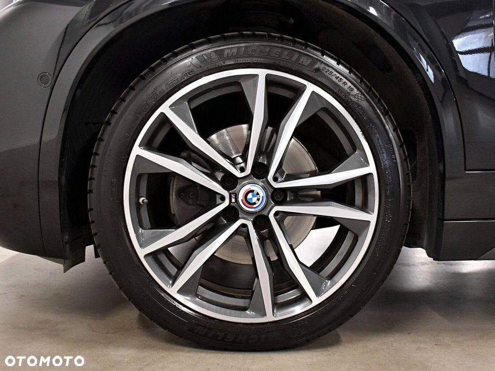 BMW X2 - 28