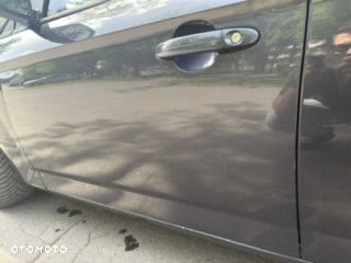 Ford Mondeo 2.0 Ghia - 15