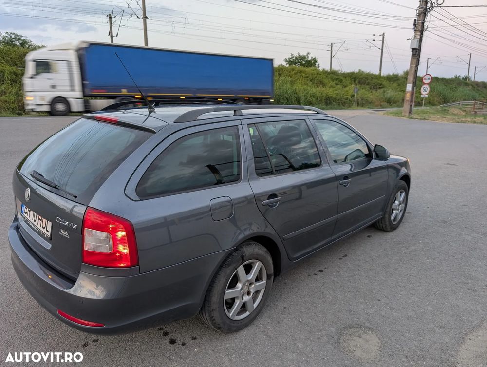 Skoda Octavia 1.4 TSI Ambiente - 9