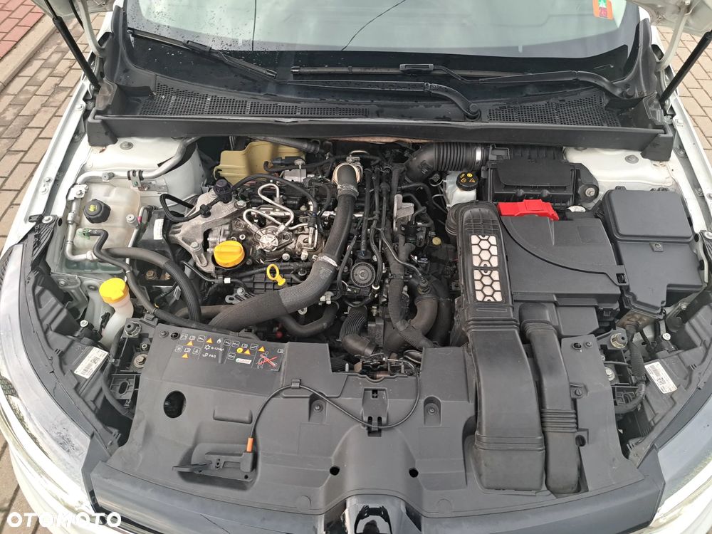 Renault Megane TCe 140 GPF EDC LIMITED - 20
