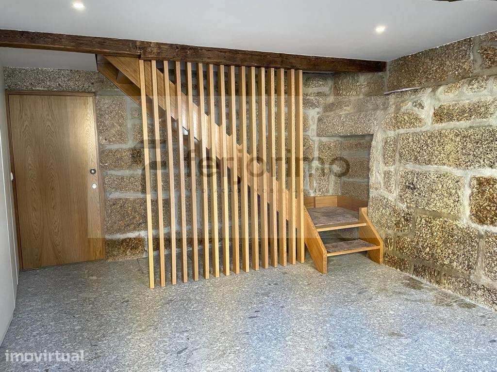 Apartamento T1 Centro da Cidade - mobilado e cozinha com eletrodomé... - Grande imagem: 2/12