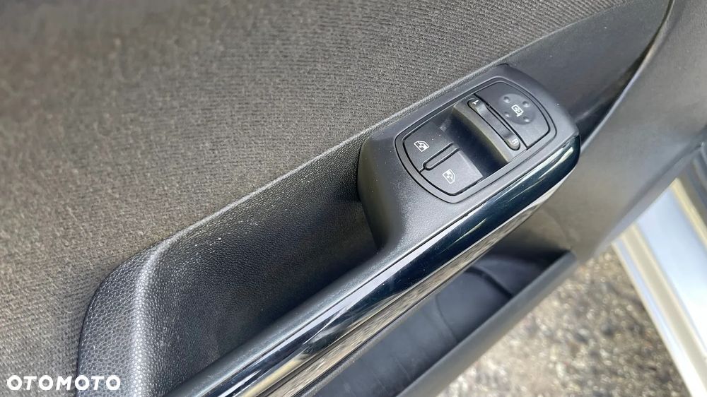 Opel Corsa 1.2 16V (ecoFLEX) Edition - 11