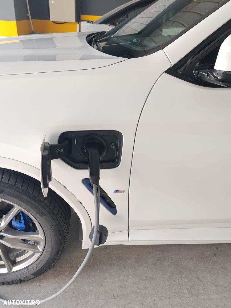 BMW X3 2021 — imagine 12