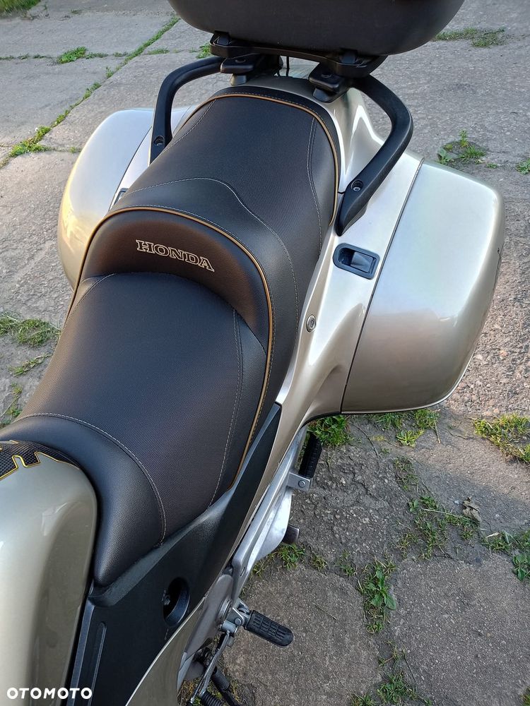 Honda Deauville - 4