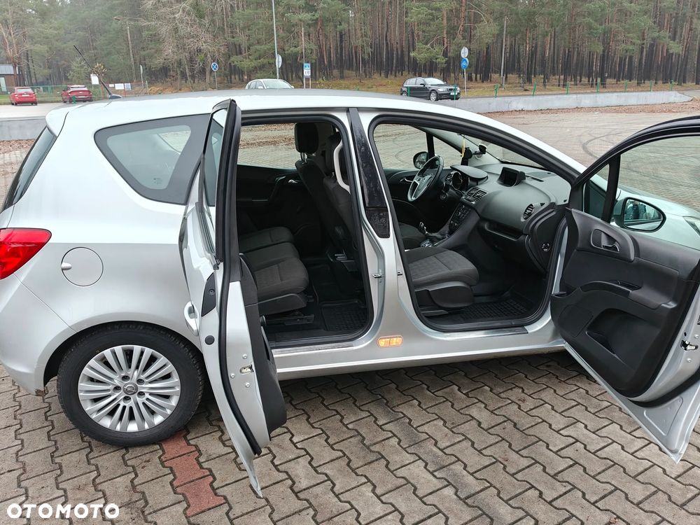 Opel Meriva 1.4 T Enjoy S&S - 21