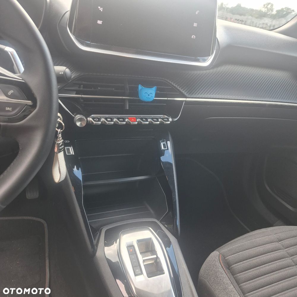 Peugeot 2008 - 17
