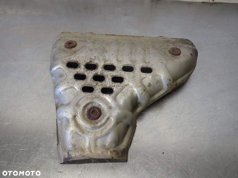 OSŁONA TERMICZNA KOLEKTORA MITSUBISHI LANCER VIII - 1