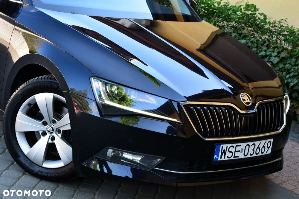 Skoda Superb 2.0 TDI DSG Style - 2
