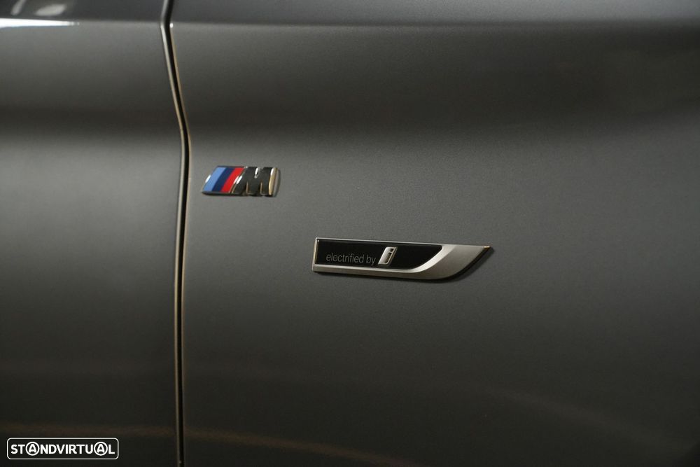 BMW 520 e Pack M - 10