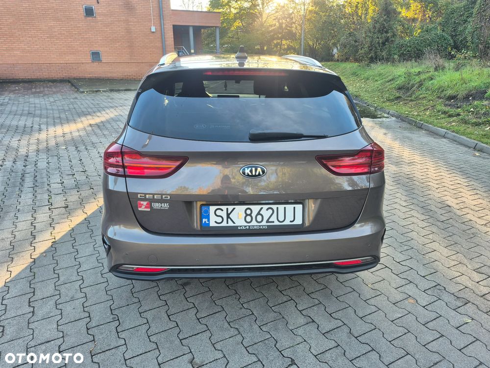 Kia Ceed 1.4 T-GDI L Business Line - 6