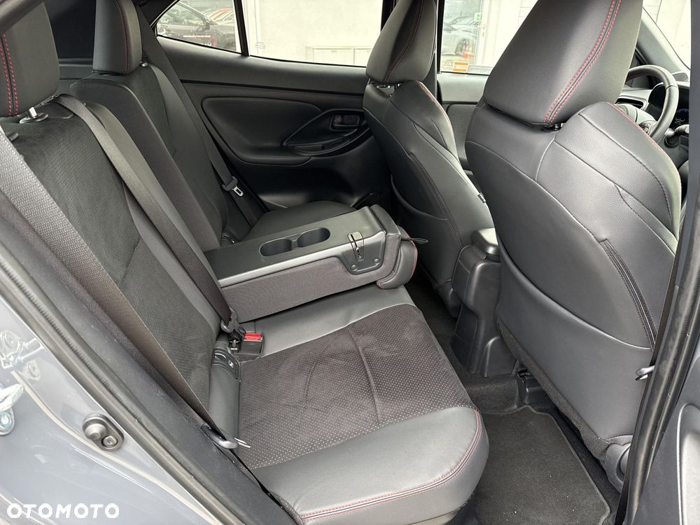 Toyota Yaris Cross Hybrid 1.5 GR Sport - 8