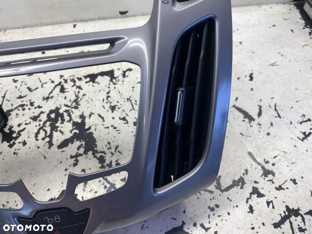 FORD TRANSIT CONNECT MK2 KRATKI NAWIEWU PANELU ŚRODKOWEGO - 6