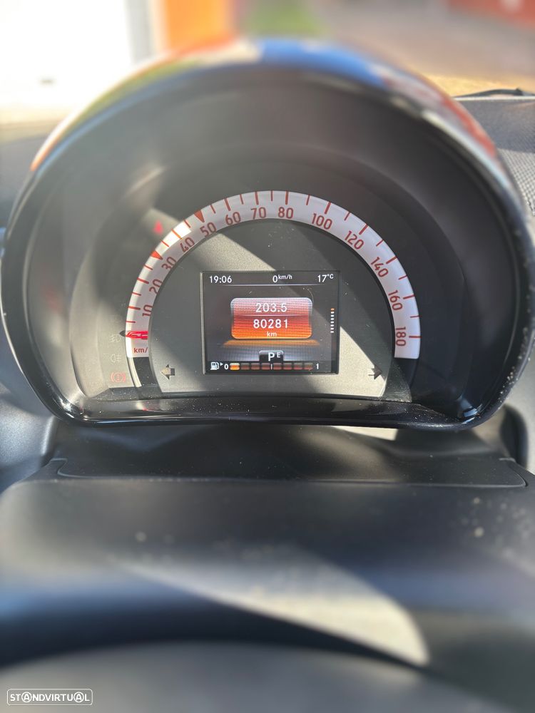 Smart ForTwo Coupé 1.0 mhd Passion 71 - 19