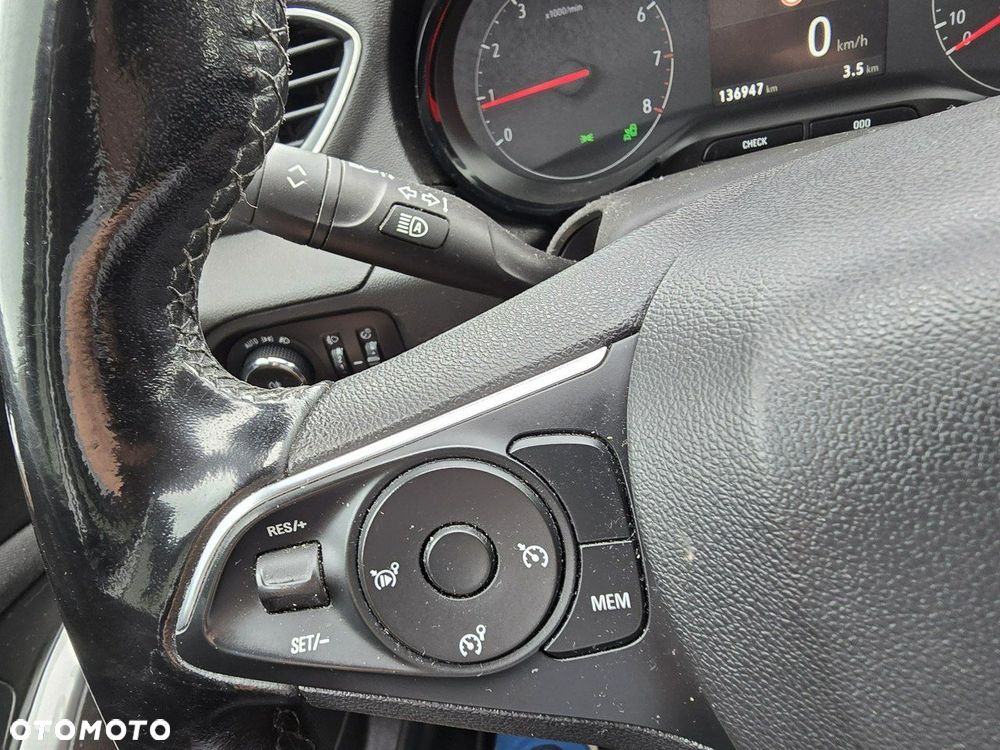 Opel Grandland X 1.5 CDTI Enjoy S&S - 13