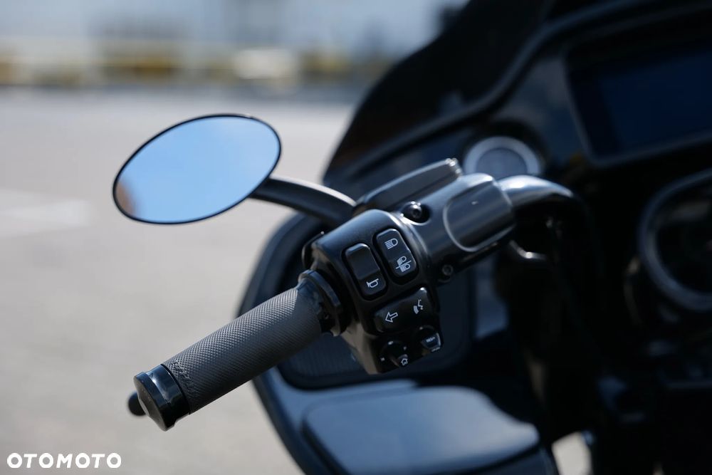 Harley-Davidson Touring Road Glide - 16