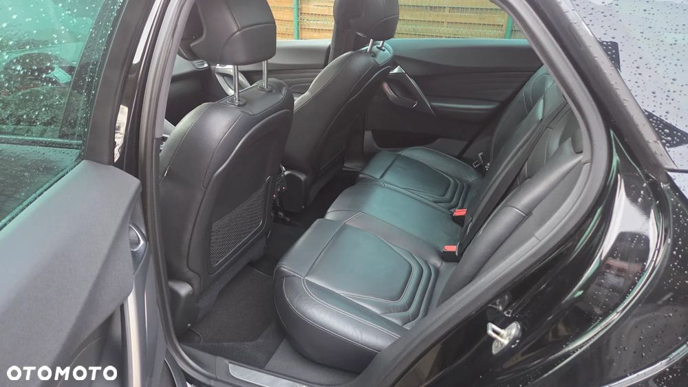 Citroën DS5 HDi 165 Business - 14