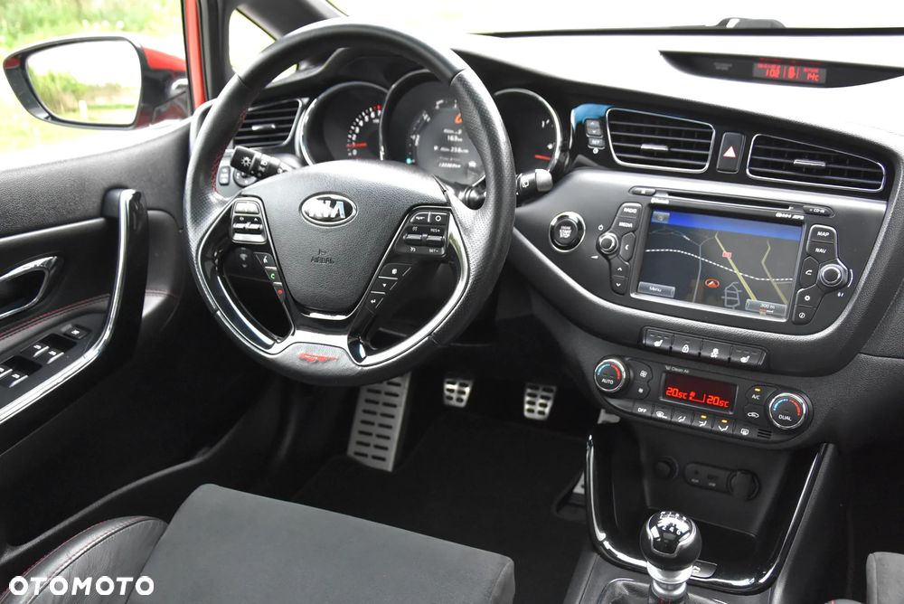 Kia Ceed 1.6 T-GDI GT-Challenge - 24