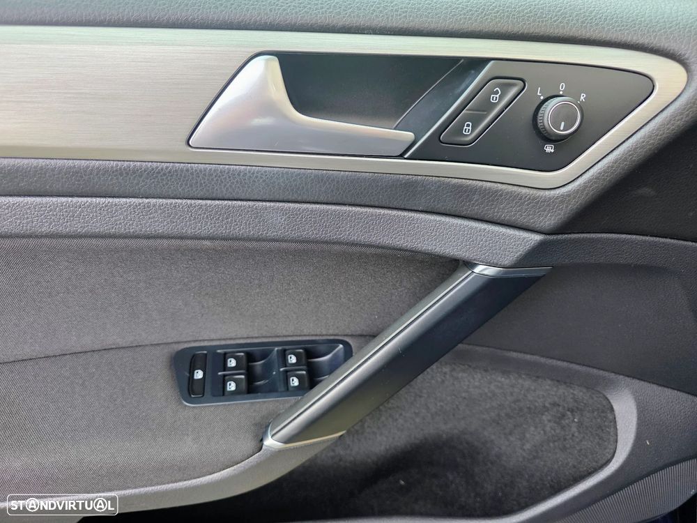 VW Golf 1.6 TDi GPS Edition - 26