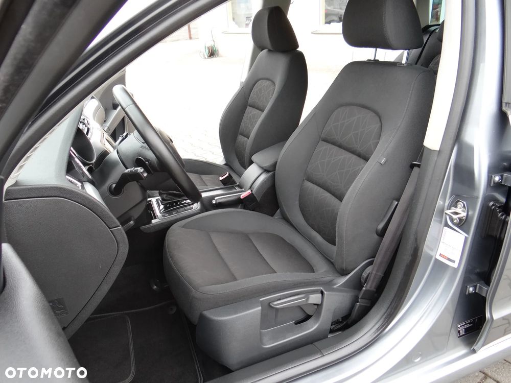 Skoda Superb 2.0 TDI DSG FAMILY - 23
