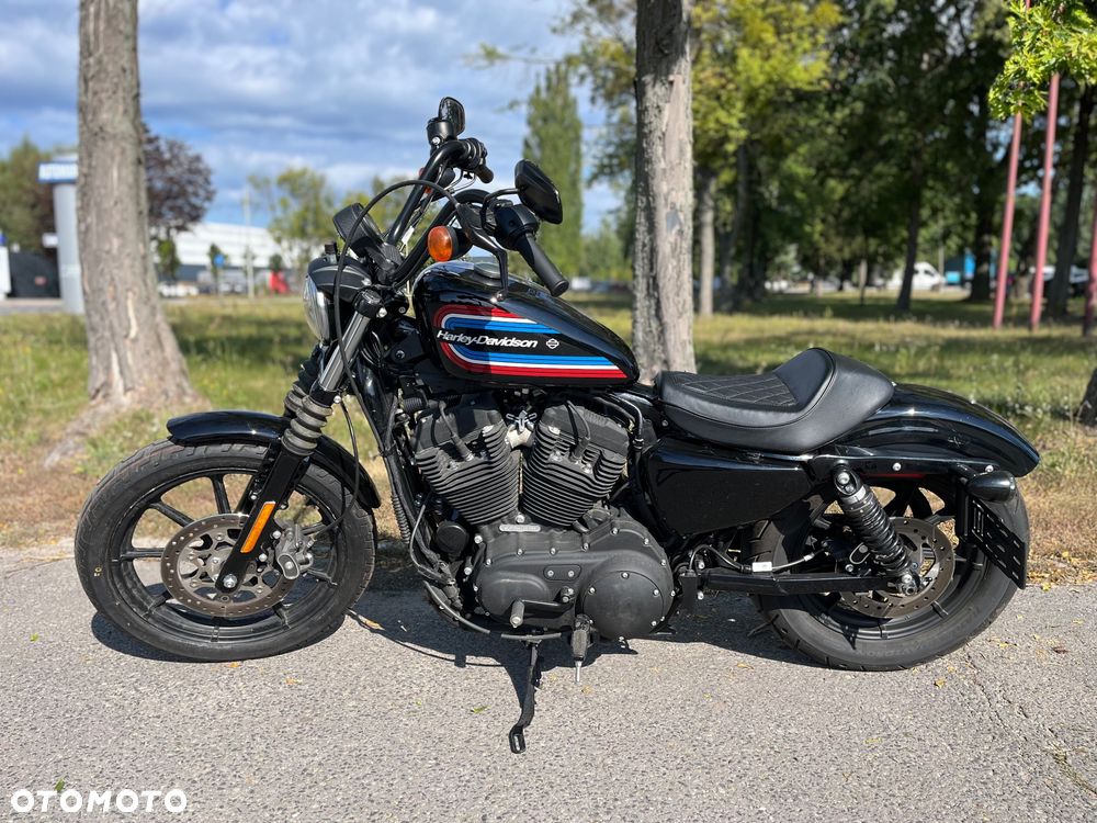 Harley-Davidson Sportster Iron 1200 - 22