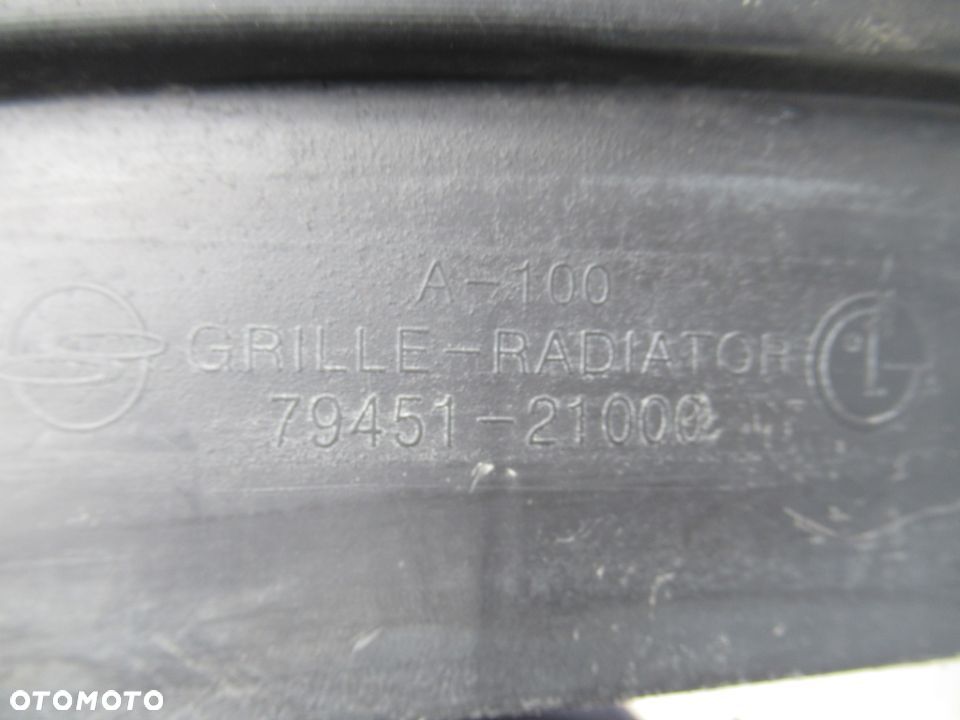 GRILL GRIL ATRAPA SSANGYONG RODIUS I 2004-2008 - 7