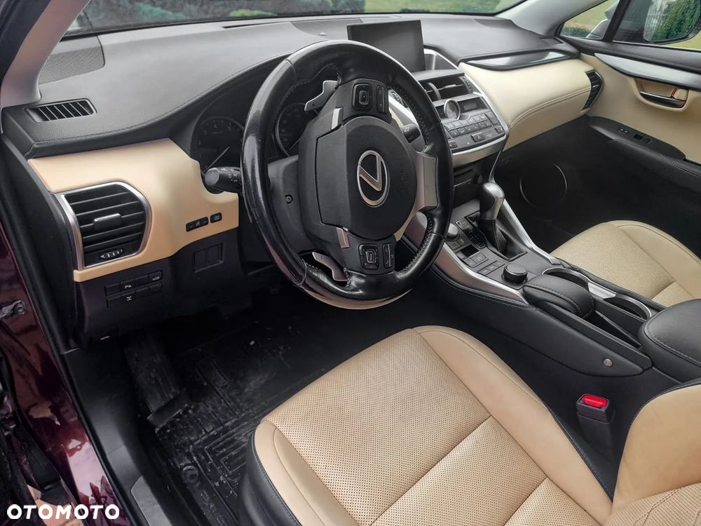 Lexus NX 200t Comfort AWD - 10