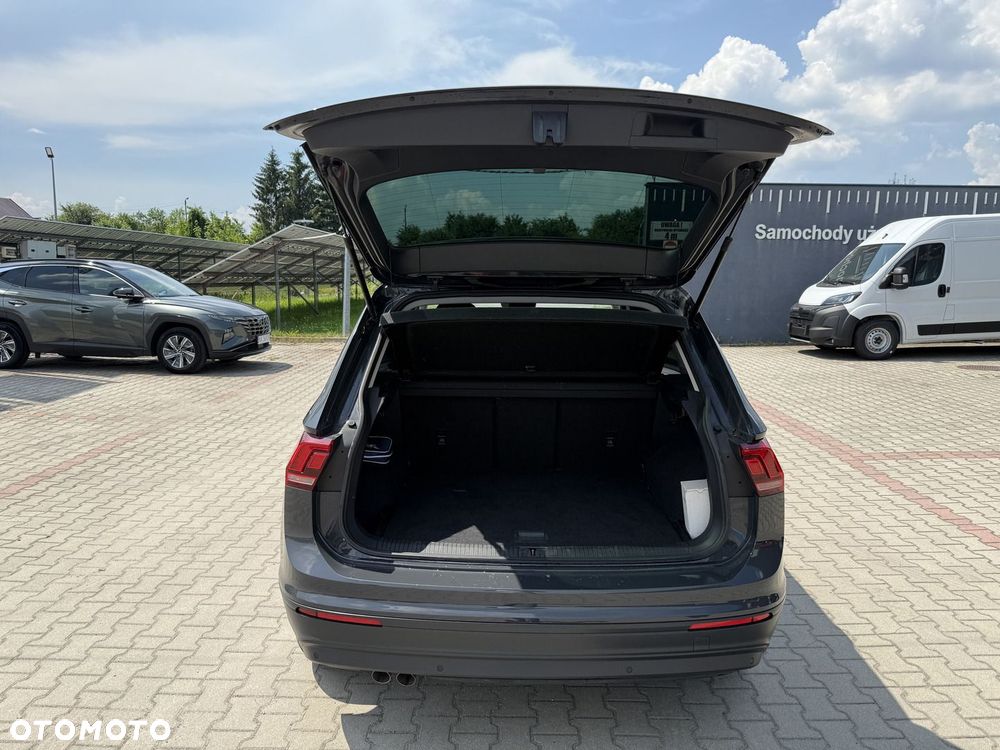 Volkswagen Tiguan - 31