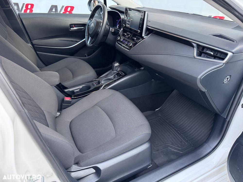 Toyota Corolla 1.8 HSD Active - 23