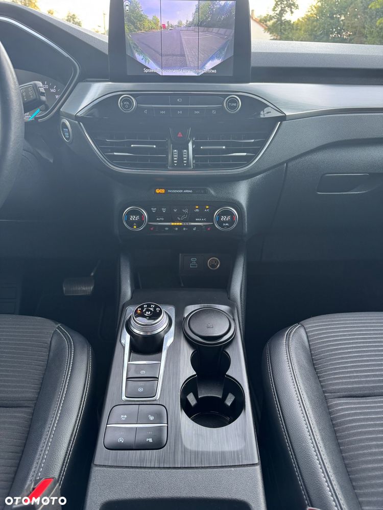 Ford Kuga 2.0 EcoBlue 4x4 TITANIUM - 23