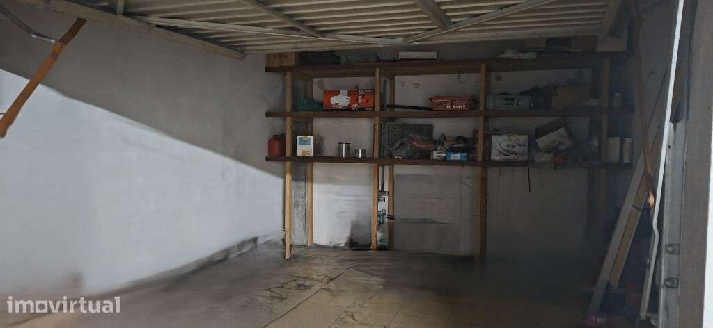 Garagem - Lago - Grande imagem: 4/6