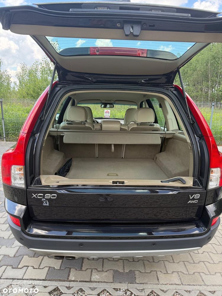 Volvo XC 90 4.4 V8 AWD Momentum - 22