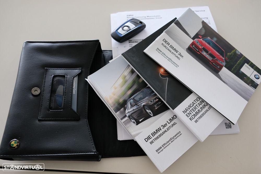 BMW 328 i Auto Pack M - 19